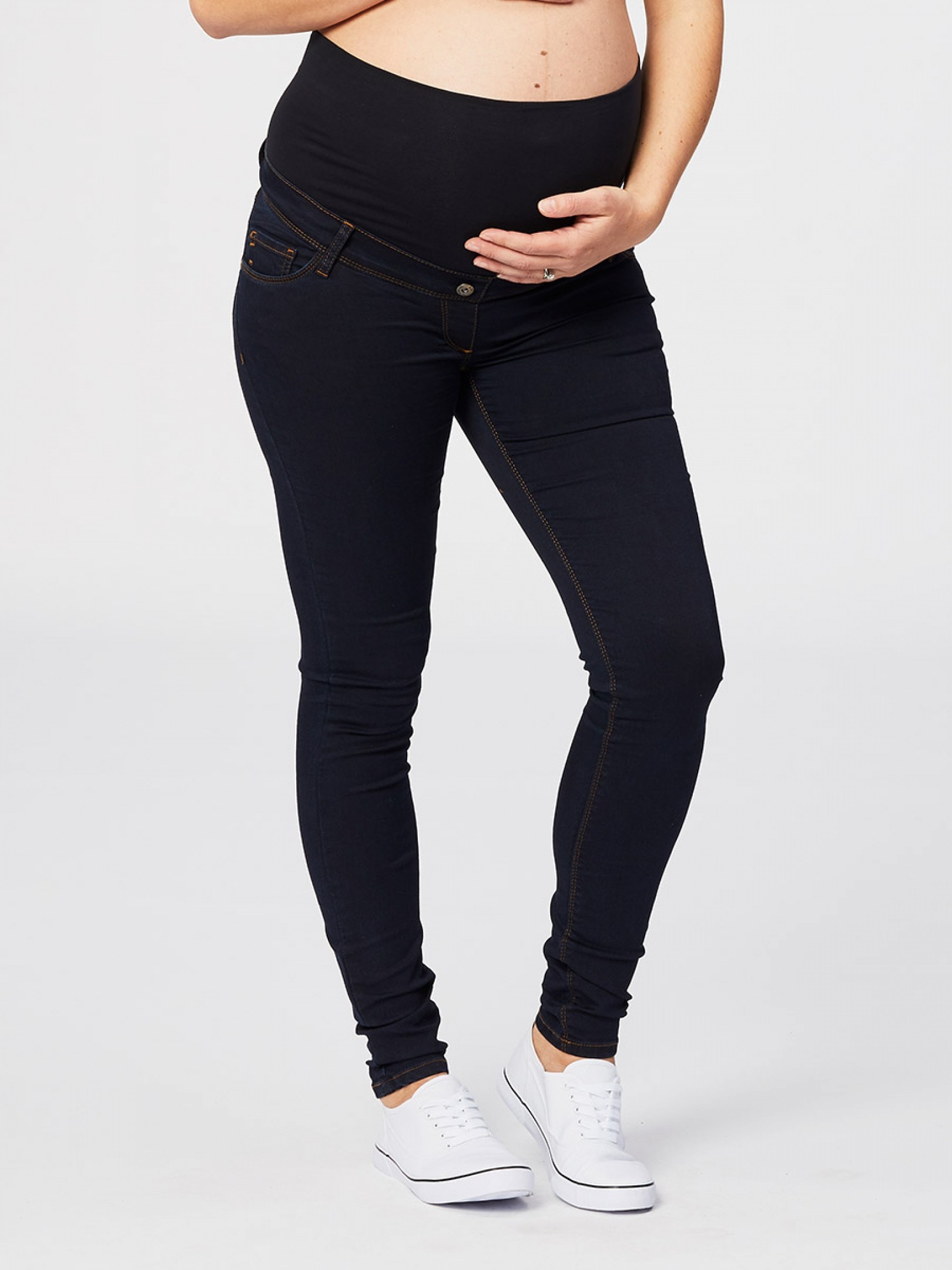 maternity jeans 32