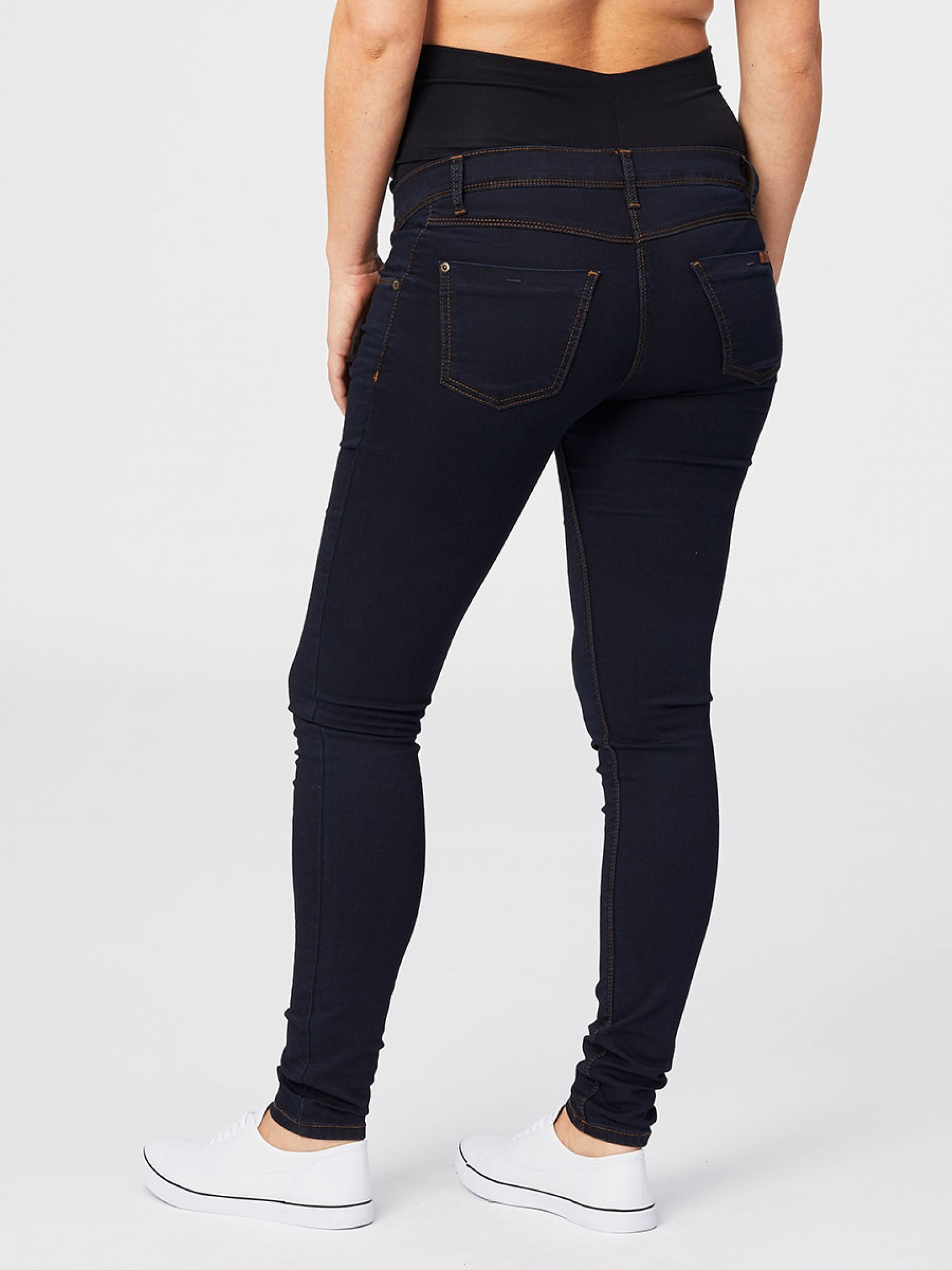 maternity jeans 32