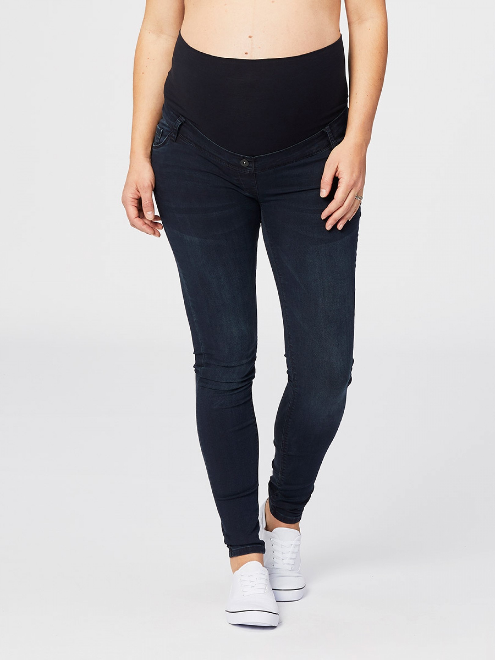 maternity jeans 32