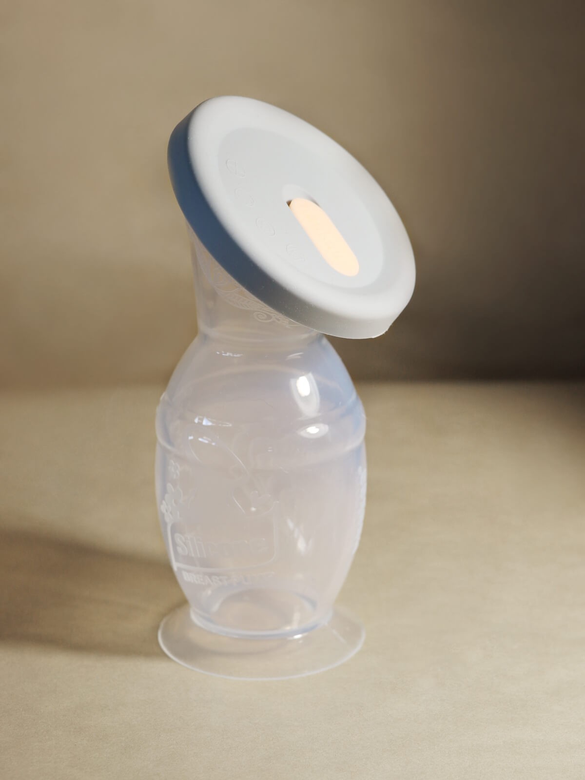 Haakaa Silicone Breast Pump & Cap Combo