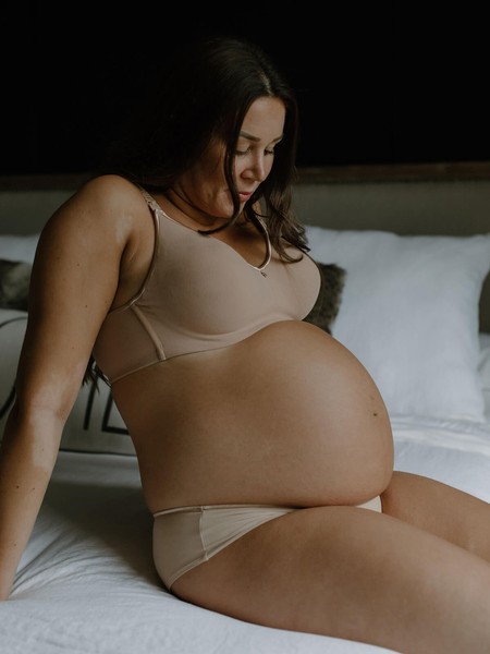 Croissant T-shirt Maternity &  Nursing Bra - Beige