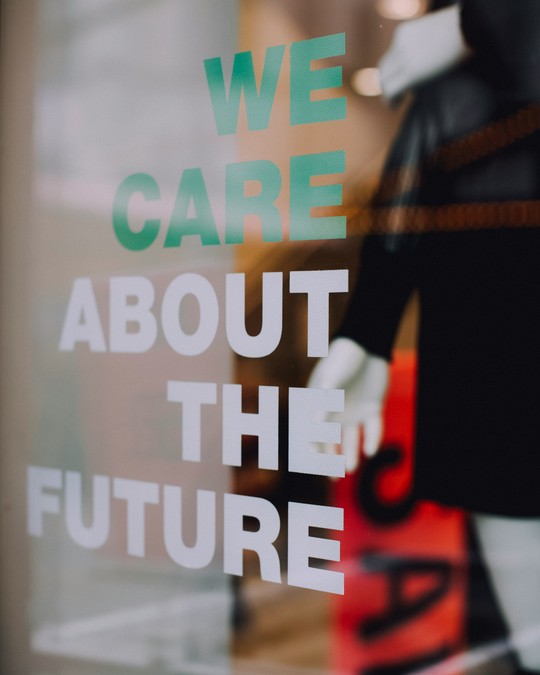 10 Reasons to Avoid Fast Fashion and Invest in Quality Pieces Instead